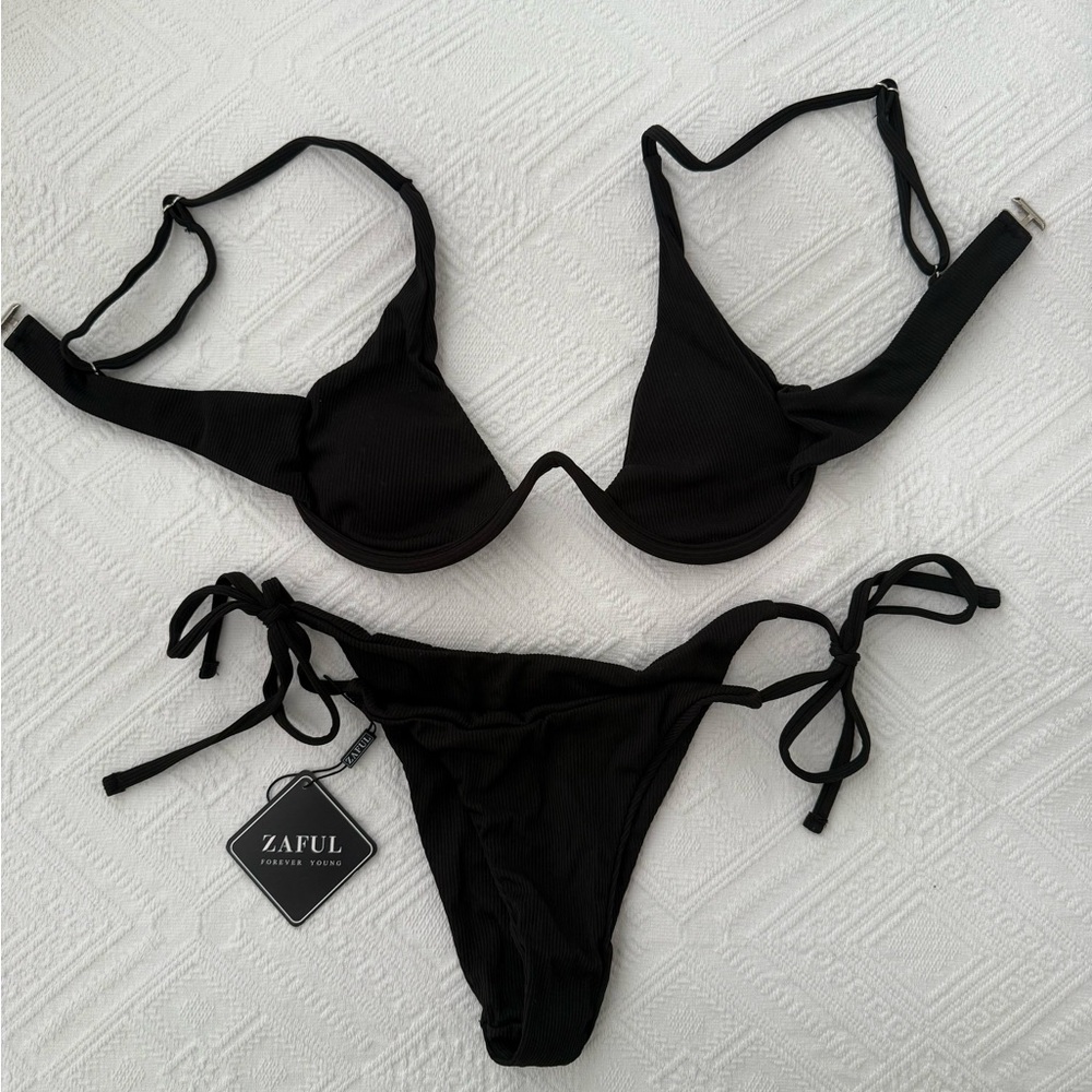 ZAFUL Women's Bikini Sets Ribbed with Underwire Swimsuit ~ NEW